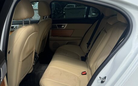 Jaguar XF I рестайлинг, 2013 год, 1 300 000 рублей, 7 фотография