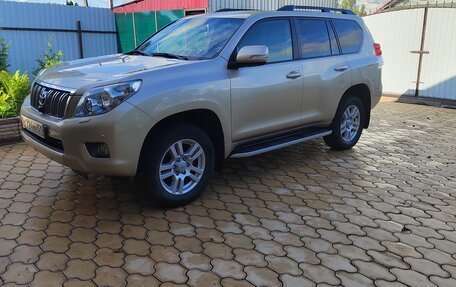 Toyota Land Cruiser Prado 150 рестайлинг 2, 2013 год, 3 500 000 рублей, 7 фотография