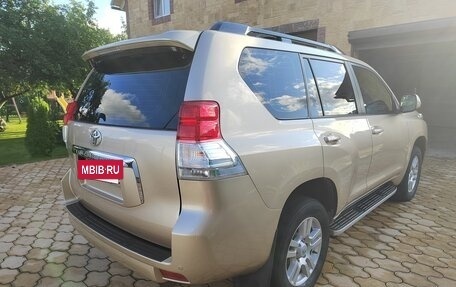 Toyota Land Cruiser Prado 150 рестайлинг 2, 2013 год, 3 500 000 рублей, 5 фотография