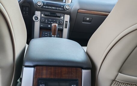 Toyota Land Cruiser Prado 150 рестайлинг 2, 2013 год, 3 500 000 рублей, 14 фотография