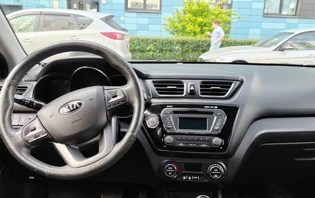 KIA Rio III рестайлинг, 2013 год, 995 000 рублей, 8 фотография
