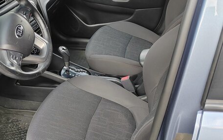 KIA Rio III рестайлинг, 2013 год, 995 000 рублей, 10 фотография