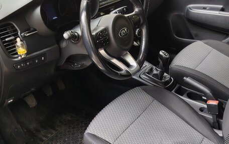 KIA Rio IV, 2018 год, 1 230 000 рублей, 3 фотография