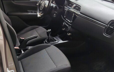 KIA Rio IV, 2018 год, 1 230 000 рублей, 8 фотография