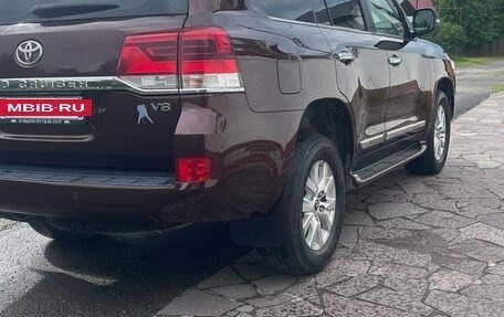 Toyota Land Cruiser 200, 2018 год, 5 699 000 рублей, 10 фотография