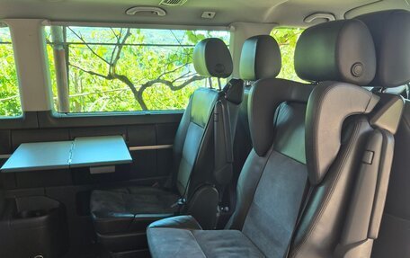 Volkswagen Multivan T5, 2014 год, 2 650 000 рублей, 9 фотография