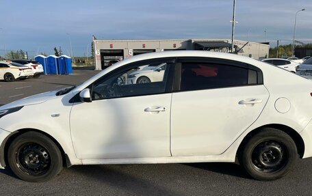 KIA Rio IV, 2018 год, 670 000 рублей, 3 фотография