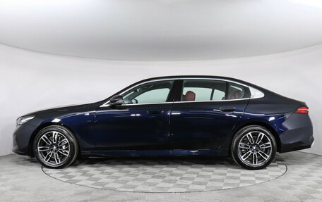 BMW 5 серия, 2025 год, 8 350 000 рублей, 6 фотография
