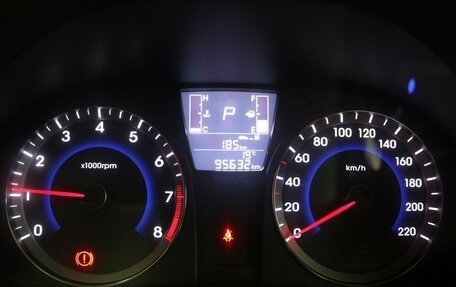 Hyundai Solaris II рестайлинг, 2016 год, 1 150 000 рублей, 8 фотография