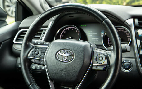 Toyota Camry, 2020 год, 2 188 000 рублей, 12 фотография
