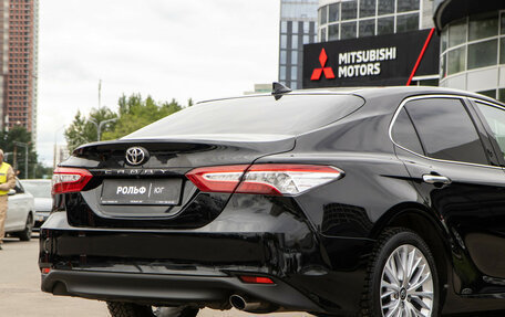 Toyota Camry, 2020 год, 2 188 000 рублей, 18 фотография