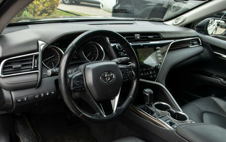 Toyota Camry, 2020 год, 2 188 000 рублей, 16 фотография
