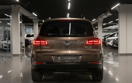 Volkswagen Tiguan I, 2015 год, 1 540 000 рублей, 6 фотография