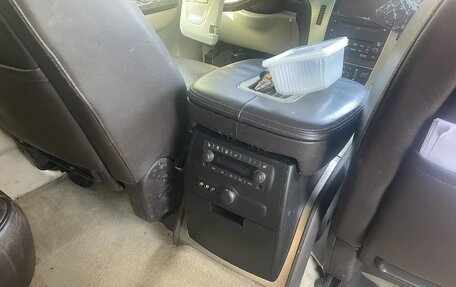 Cadillac Escalade III, 2010 год, 650 000 рублей, 11 фотография