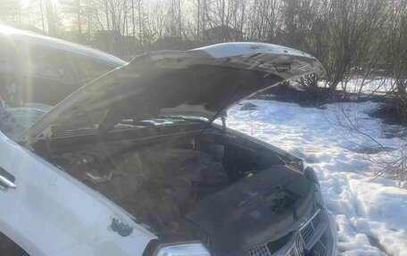 Cadillac Escalade III, 2010 год, 650 000 рублей, 19 фотография