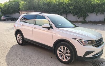 Volkswagen Tiguan II, 2021 год, 2 680 000 рублей, 1 фотография