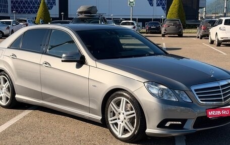 Mercedes-Benz E-Класс, 2011 год, 1 699 999 рублей, 1 фотография