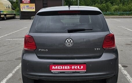 Volkswagen Polo VI (EU Market), 2010 год, 650 000 рублей, 2 фотография
