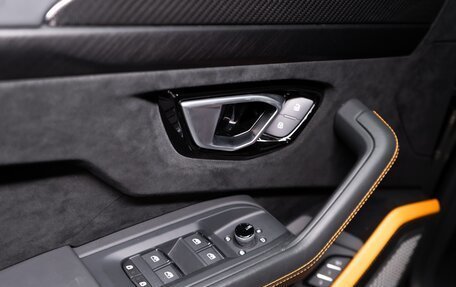 Lamborghini Urus I, 2023 год, 30 800 000 рублей, 13 фотография