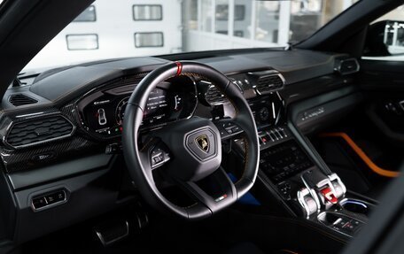 Lamborghini Urus I, 2023 год, 30 800 000 рублей, 9 фотография