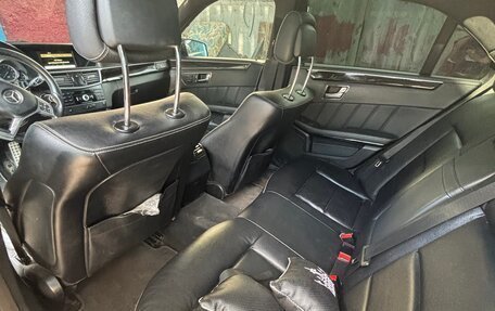 Mercedes-Benz E-Класс, 2011 год, 100 000 рублей, 12 фотография