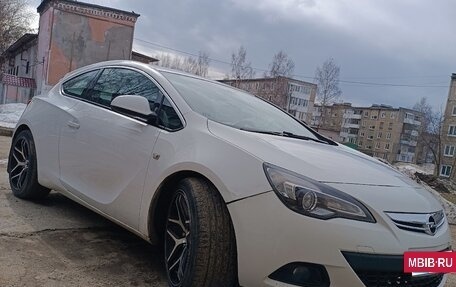 Opel Astra J, 2012 год, 700 000 рублей, 2 фотография
