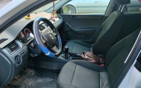 Skoda Rapid I, 2014 год, 610 000 рублей, 2 фотография