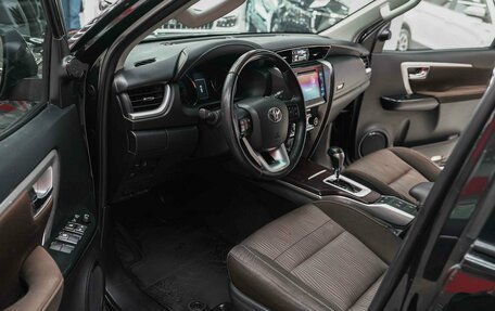 Toyota Fortuner II, 2018 год, 3 290 000 рублей, 6 фотография