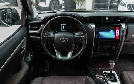 Toyota Fortuner II, 2018 год, 3 290 000 рублей, 15 фотография