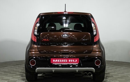 KIA Soul II рестайлинг, 2017 год, 1 285 000 рублей, 7 фотография