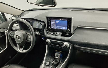 Toyota RAV4, 2021 год, 3 949 000 рублей, 11 фотография