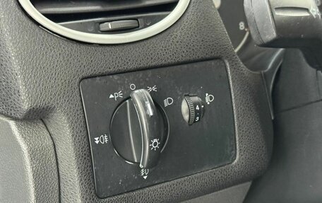 Ford Focus II рестайлинг, 2005 год, 329 000 рублей, 12 фотография