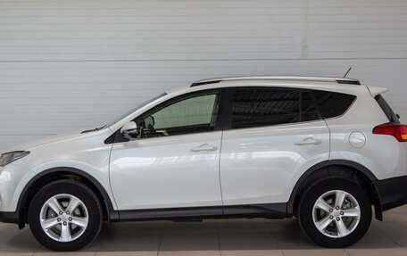 Toyota RAV4, 2014 год, 1 870 000 рублей, 4 фотография