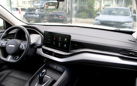 Haval F7x I, 2022 год, 2 200 000 рублей, 9 фотография