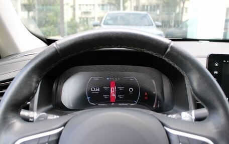 Haval F7x I, 2022 год, 2 200 000 рублей, 15 фотография