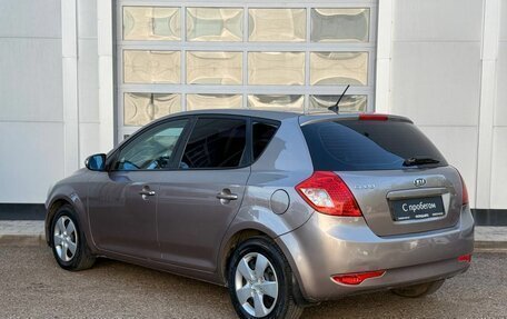 KIA cee'd I рестайлинг, 2011 год, 530 000 рублей, 3 фотография