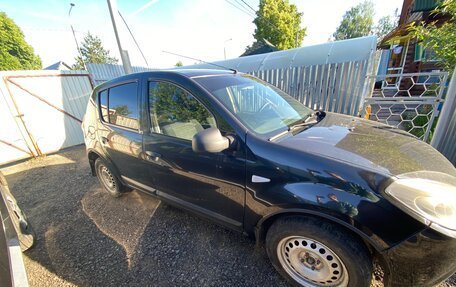Renault Sandero I, 2012 год, 500 000 рублей, 2 фотография
