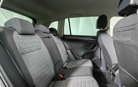 Volkswagen Tiguan II, 2021 год, 3 460 000 рублей, 15 фотография