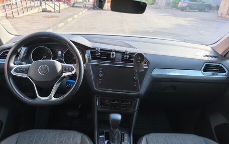Volkswagen Tiguan II, 2021 год, 2 680 000 рублей, 10 фотография