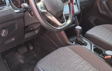 Volkswagen Tiguan II, 2021 год, 2 680 000 рублей, 11 фотография