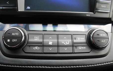 Toyota RAV4, 2016 год, 2 810 000 рублей, 10 фотография