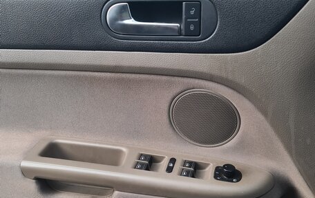 Volkswagen Golf Plus II, 2011 год, 500 000 рублей, 2 фотография