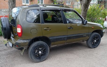 Chevrolet Niva I рестайлинг, 2005 год, 285 000 рублей, 4 фотография