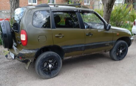 Chevrolet Niva I рестайлинг, 2005 год, 285 000 рублей, 5 фотография