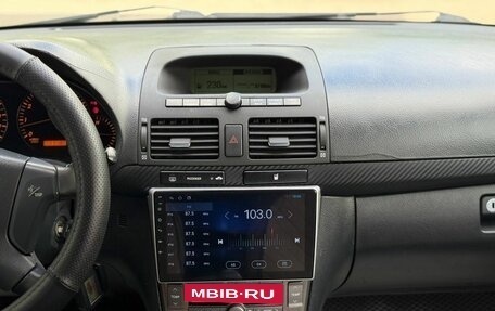 Toyota Avensis III рестайлинг, 2004 год, 640 000 рублей, 14 фотография