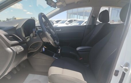 Hyundai Solaris II рестайлинг, 2017 год, 1 050 000 рублей, 9 фотография