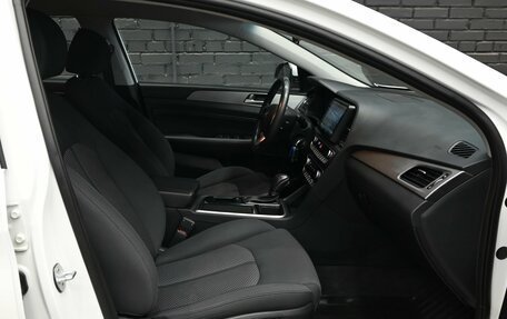 Hyundai Sonata VII, 2019 год, 2 400 000 рублей, 10 фотография