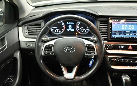 Hyundai Sonata VII, 2019 год, 2 400 000 рублей, 12 фотография