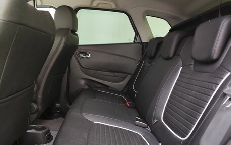 Renault Kaptur I рестайлинг, 2019 год, 1 820 000 рублей, 15 фотография