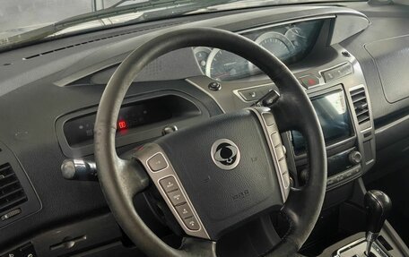 SsangYong Stavic, 2013 год, 1 337 000 рублей, 13 фотография
